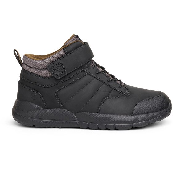 No. 56 Trail Boot in Oil Black